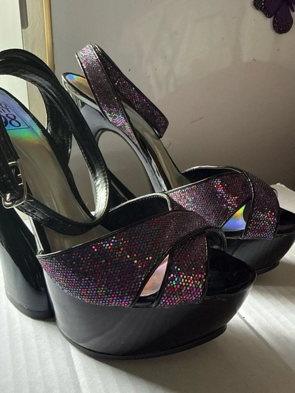 NWOT Purple Glitter Platform Heels Ankle Strap 6” Heel Size 7 (Estimated)